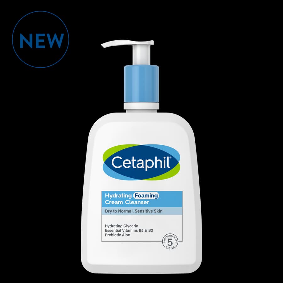 Hydrating Foaming Cleanser Image